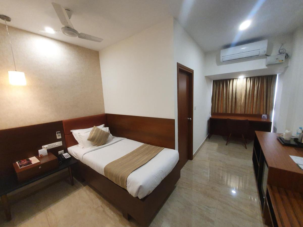Hotel Aida Kottayam Eksteriør billede
