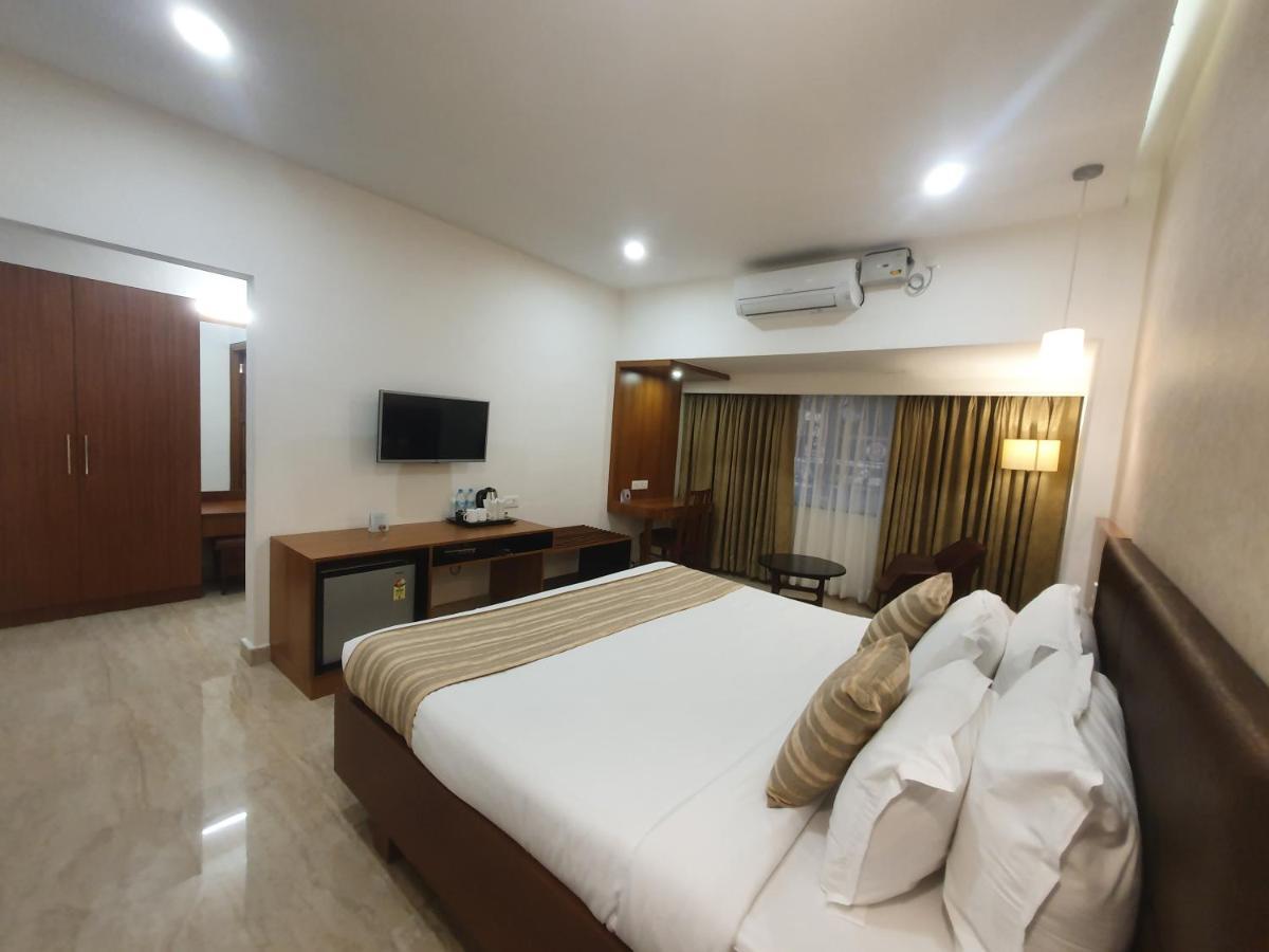 Hotel Aida Kottayam Eksteriør billede